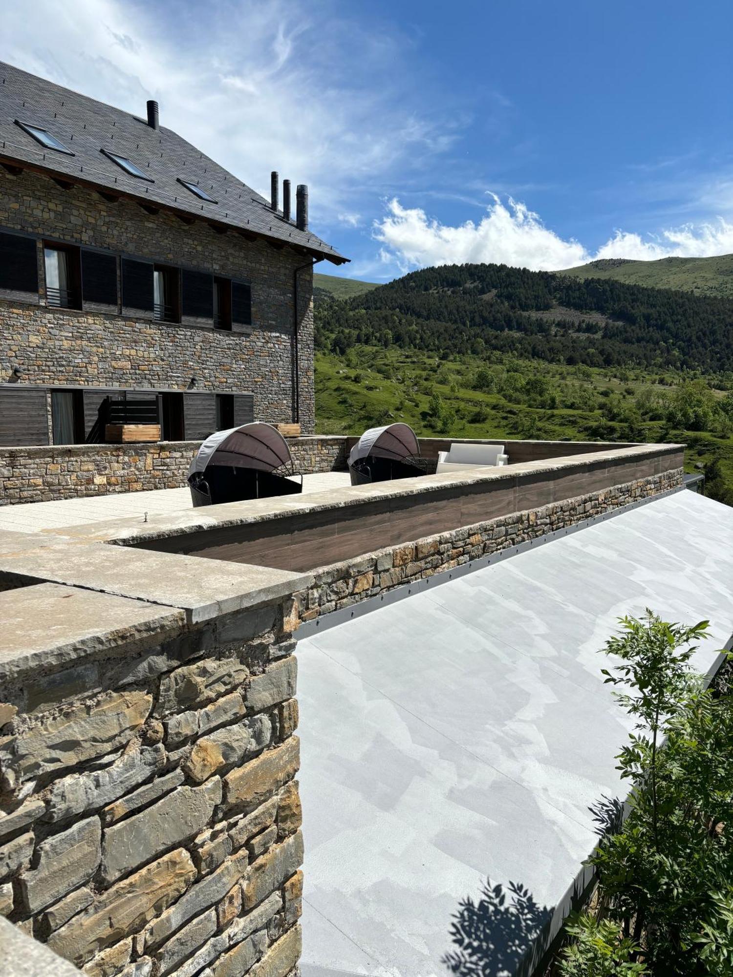 Aparthotel Siente Boí&SPA Pla de l'Ermita Exterior foto